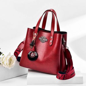 Harley Davidson women bags, Harley Davidson handbags, Harley Davidson women handbags, Harley Davidson purses, Harley Davidson women purses, Harley Davidson leather handbags, Harley Davidson women leather handbags, Harley Davidson